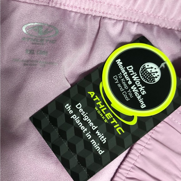 Women’s running short with mesh  pantie under two side pockets purple.XXL(20) - Picture 4 of 4